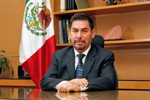 Fernando González Salinas