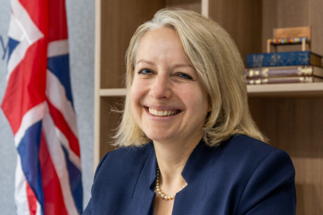 Sarah Hulton Obe