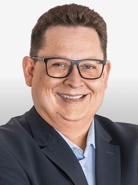 Stefan Schwartze