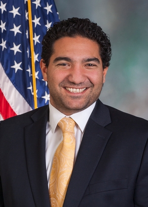 Joshua D Kail
