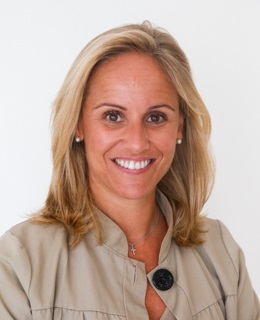 Ana Camins Martínez