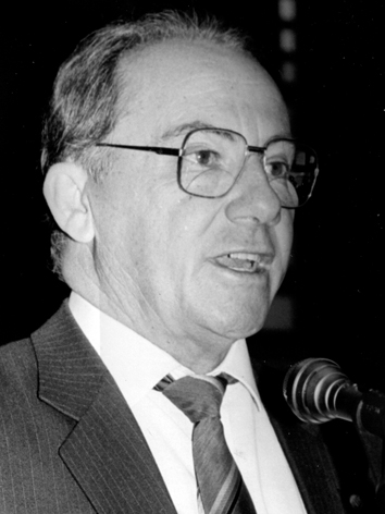José Nogueira Tapety Júnior