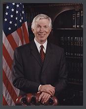 Robert E. Cramer Junior