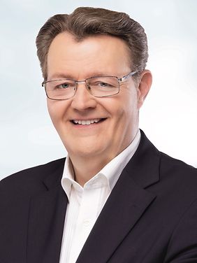 Michael Frieser