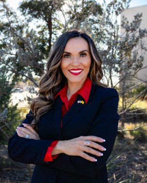 Elaine Sena Cortez