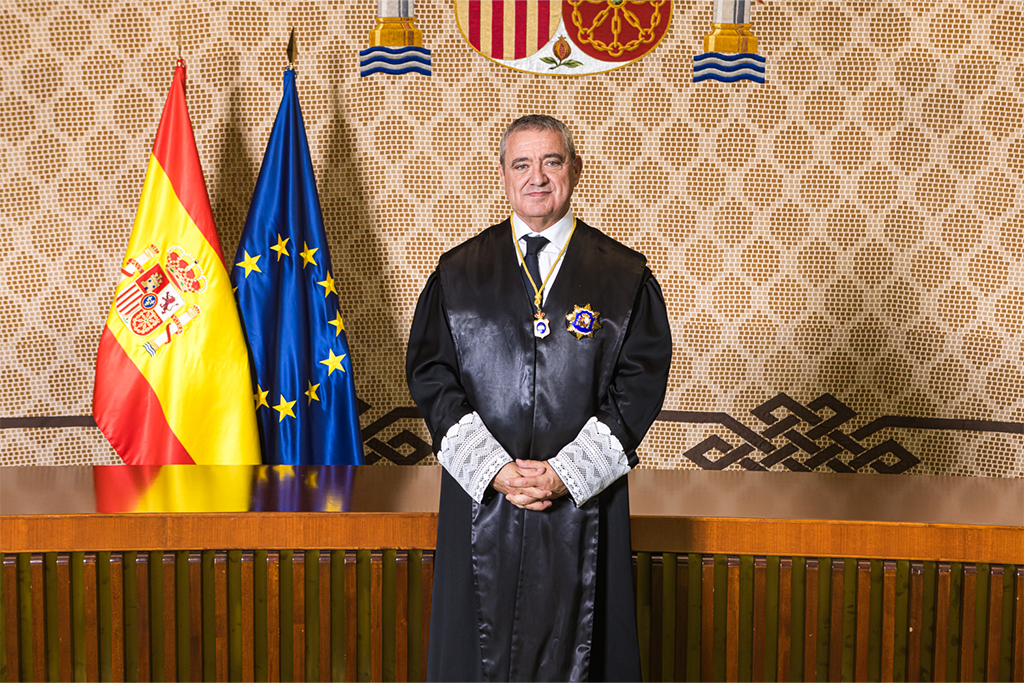 José María Macías Castaño