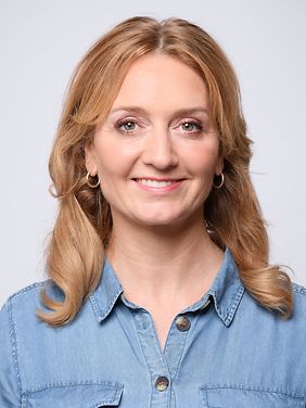 Caren Lay