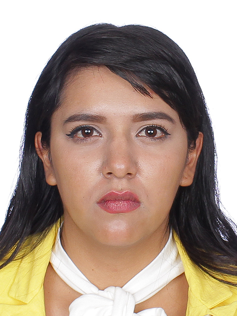 Odette Nayeri Almazán Muñoz