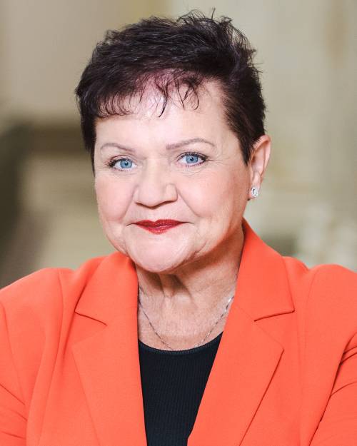 Ines Schmidt