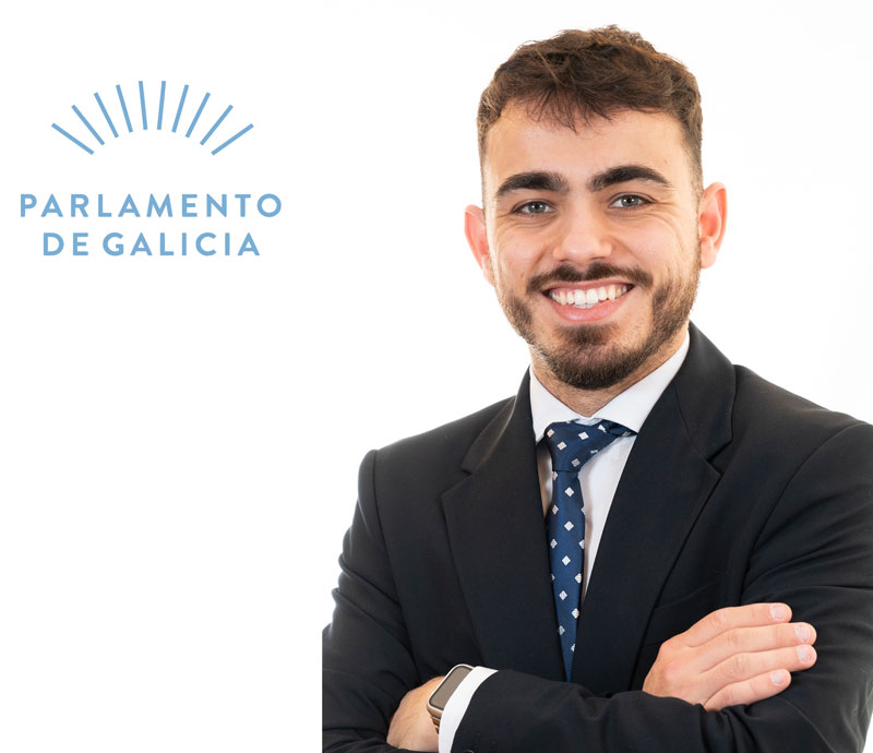 Raúl Santamaría González