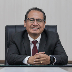 Henry Urbano Poma Coris