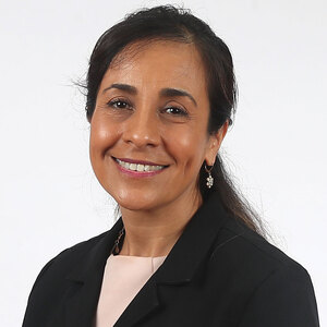 Iris Patricia Alfaro Bazan
