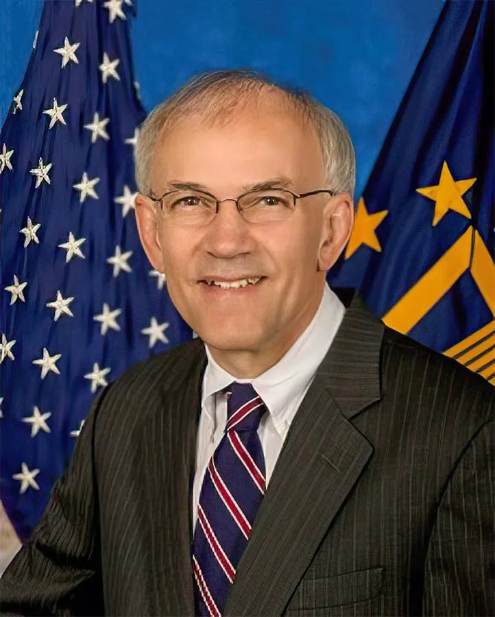 Jd Richard J. Hipolit