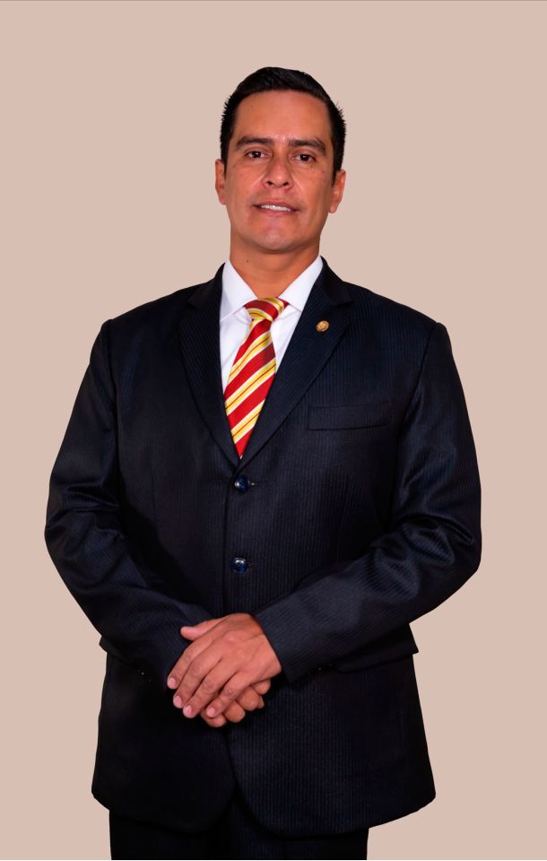 Raúl René Robles De León