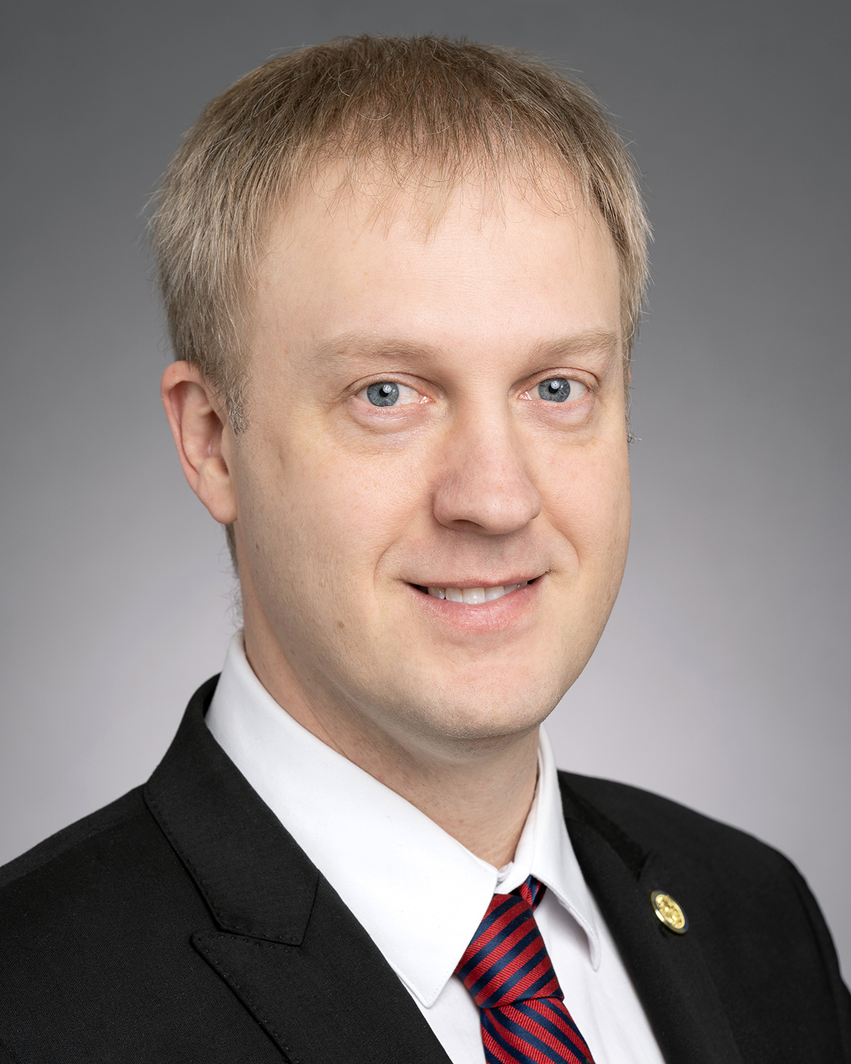 Justin D Eichorn