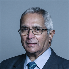 Navnit Dholakia