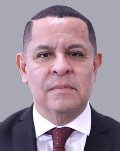 Juan Angel Flores Bustamante