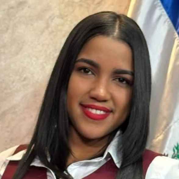 Dahiana Lisbeth Holguin Nuñez