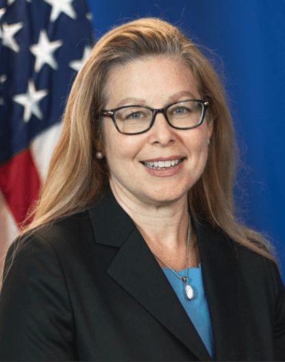 Kirsten Selinger