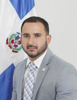 Luis René Fernández Tavárez