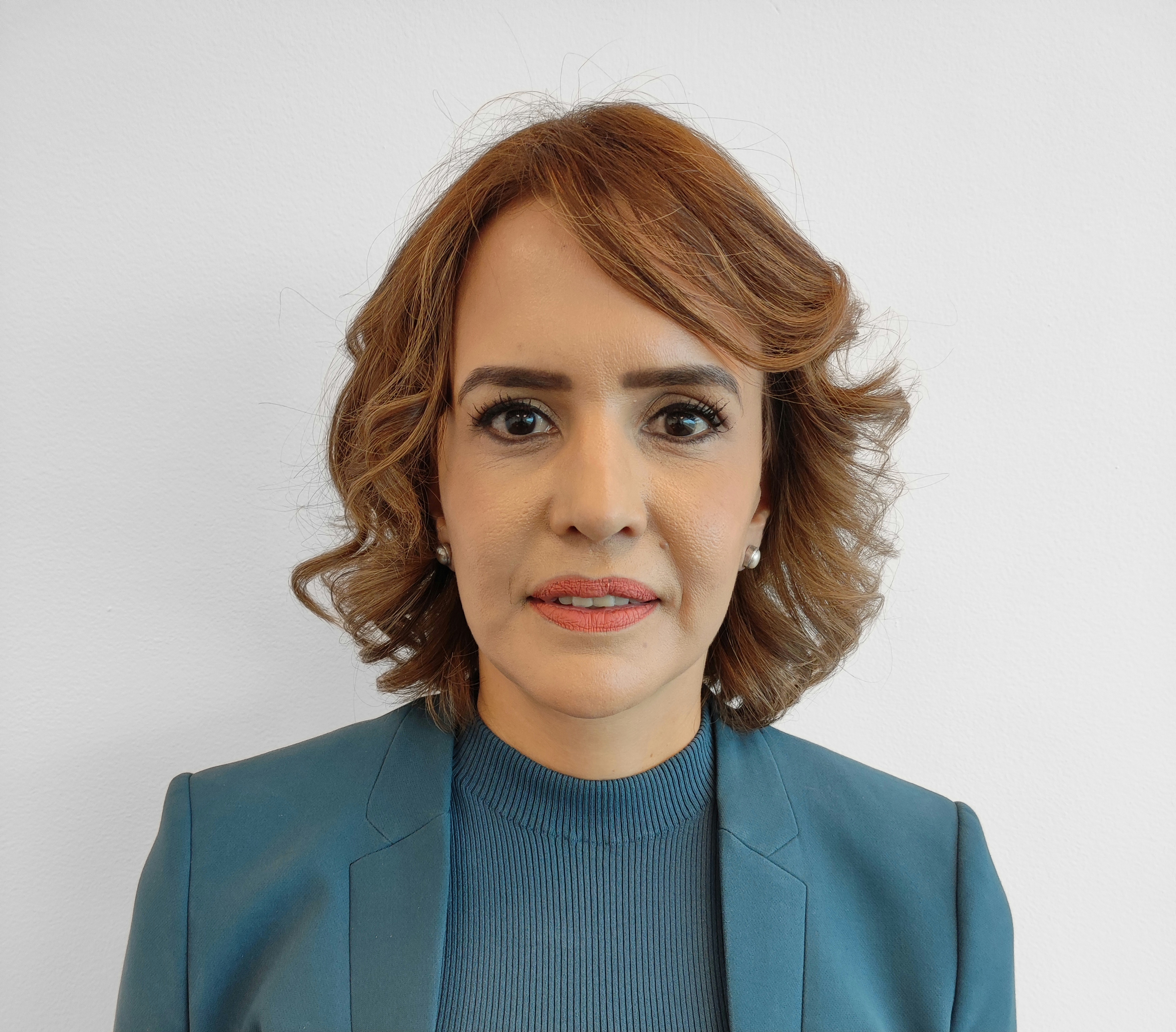 Clara Luz Flores Carrales