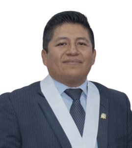 Walter Gerardo Llacza Asencios