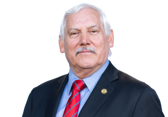 Víctor Villalobos Arámbula