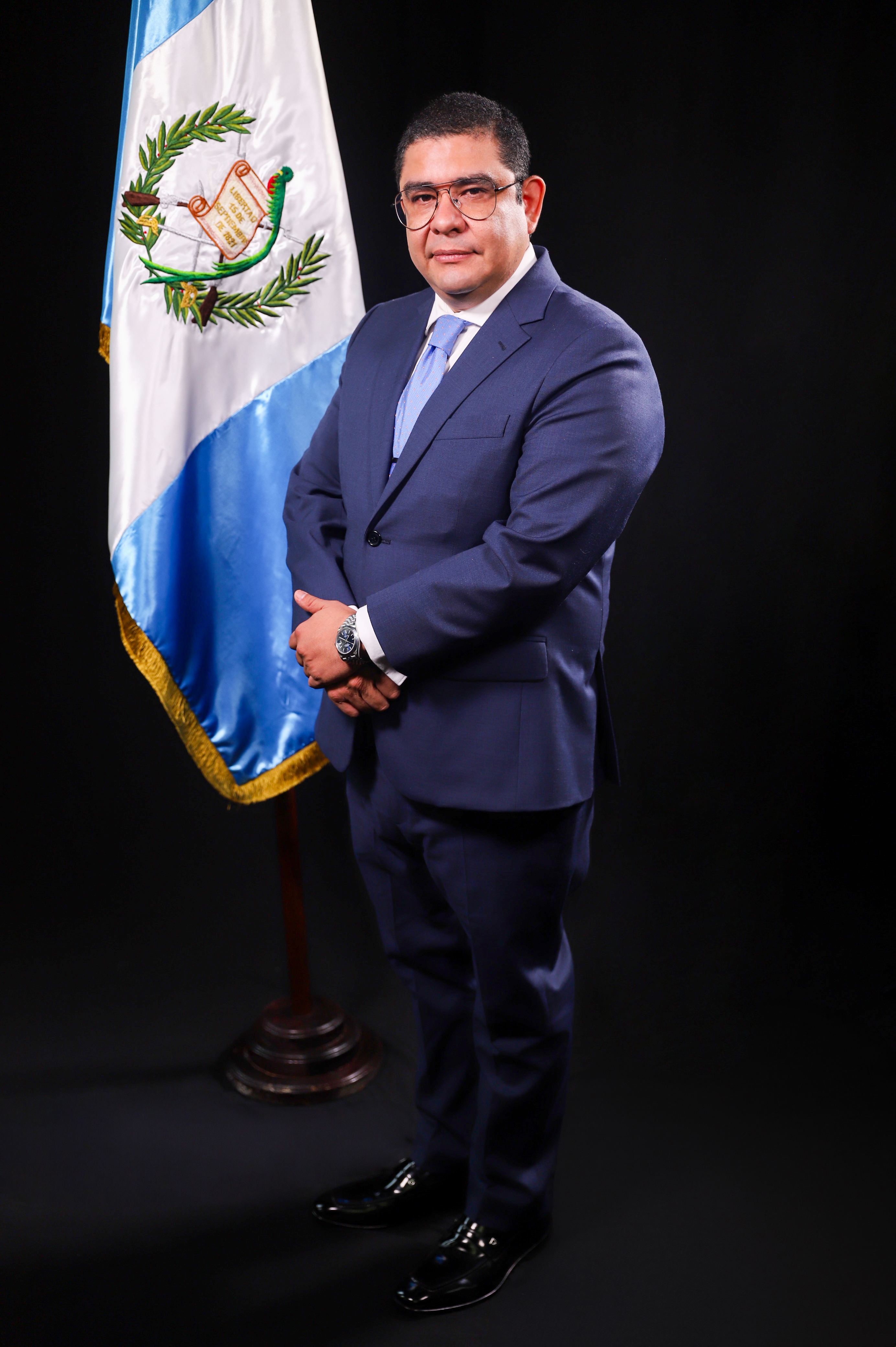 César Roberto Dávila Córdova