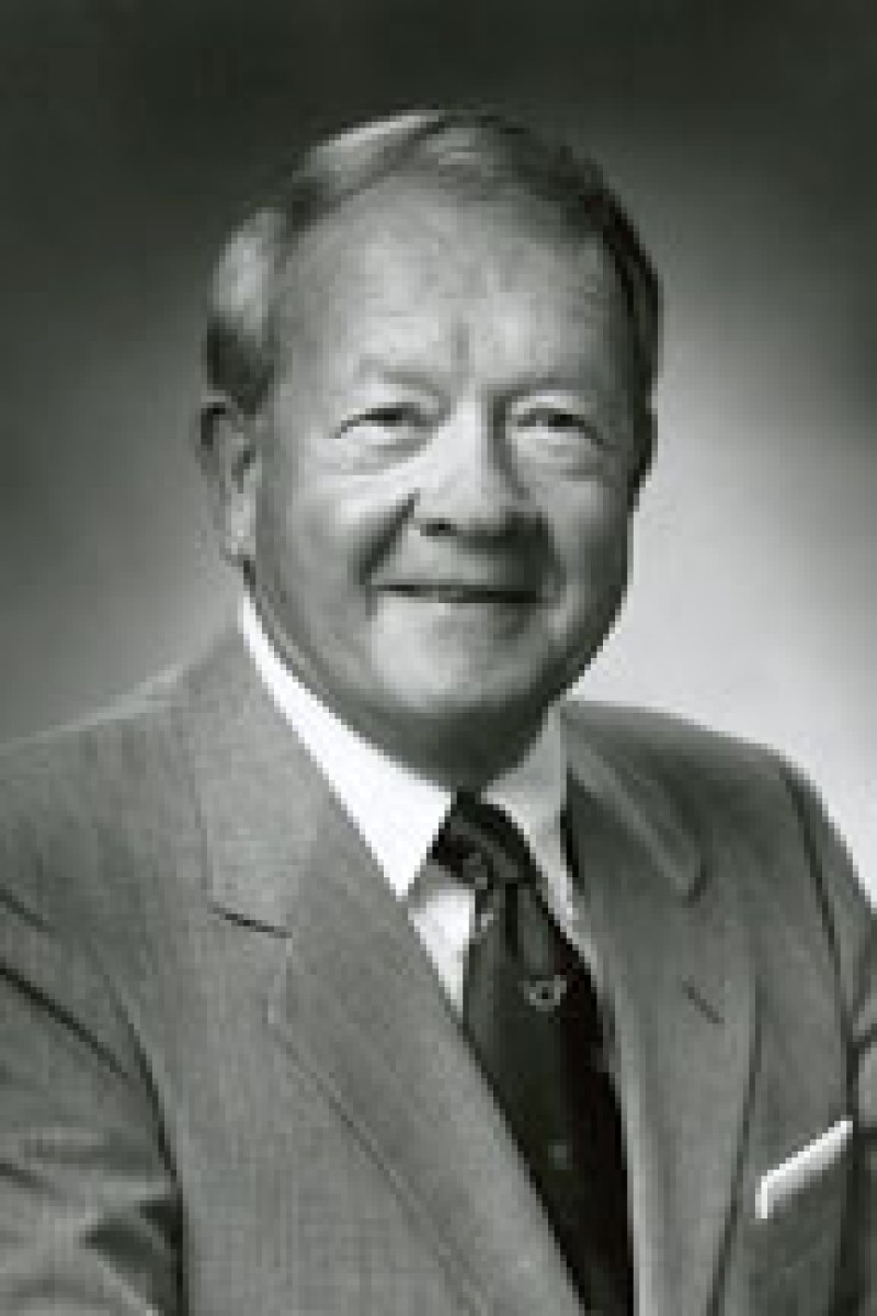 Robert Edward Holmes