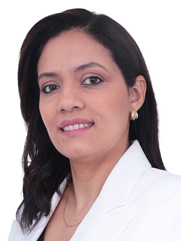 Karla Lucyana Soares Canto Costa