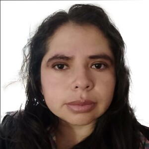 Karina Thais Bernal Yabar