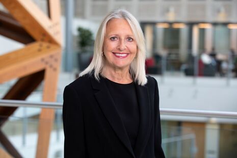 Dr Jo Farrar Cb