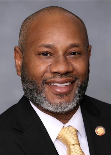 Iii Amos L. Quick