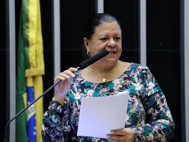 Maria Laura Monteza De Souza Carneiro