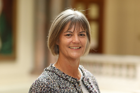Julia Longbottom Cmg