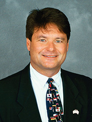 Lee Constantine