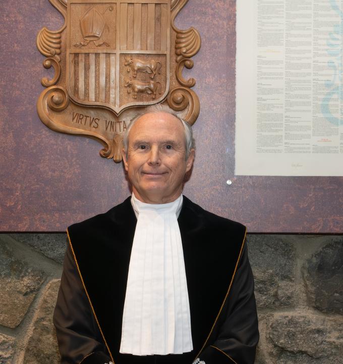 Víctor Torre De Silva López De Letona