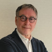 Lois Pérez Castrillo