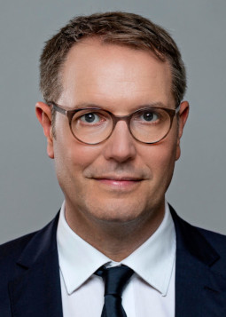 Alexander Schweitzer
