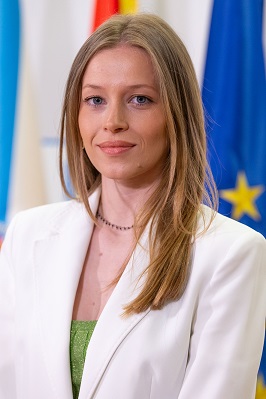Lara Del Carmen Meneses álvarez