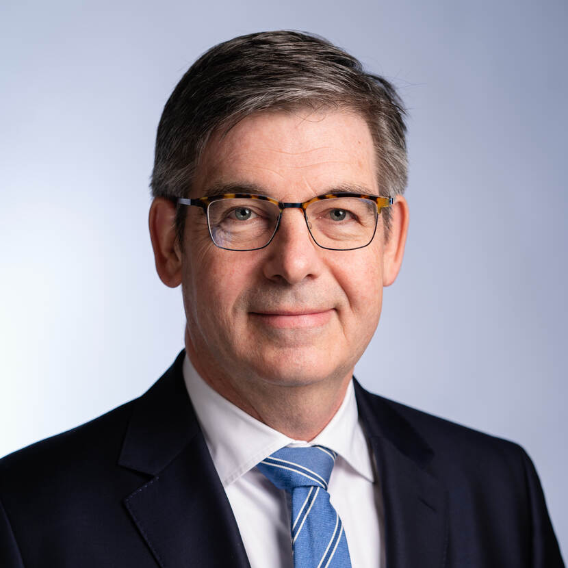 Simon Van Den Burg