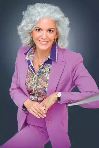 Amparo Moraleda