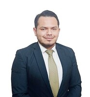 Carlos Tapia Florián