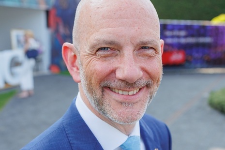 Simon Thomas