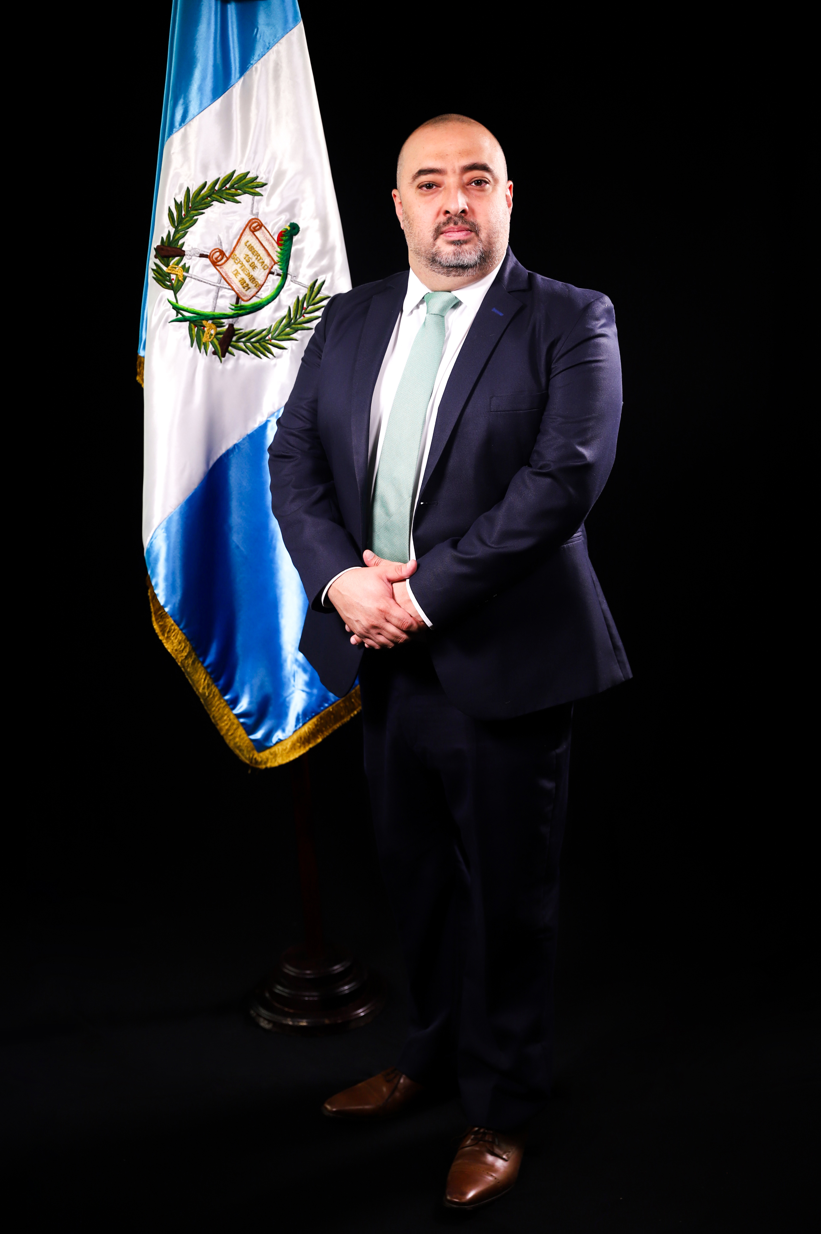 León Felipe Barrera Villanueva