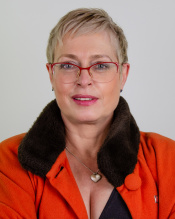 Anna Grau Arias