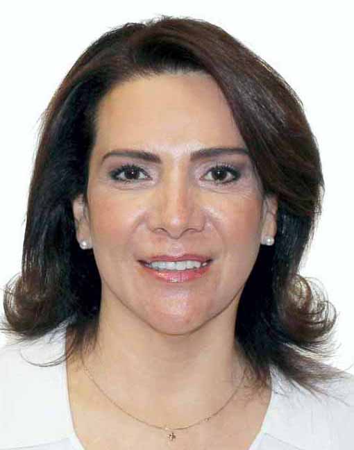 Adriana Paulina Teissier Zavala