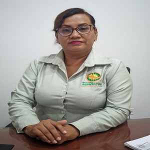 Bella Nair Salas Perez