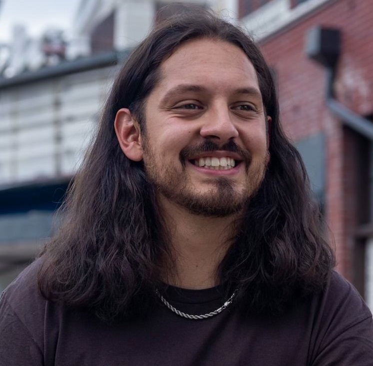 Tim Hernandez