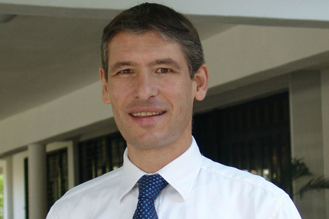Giles Lever